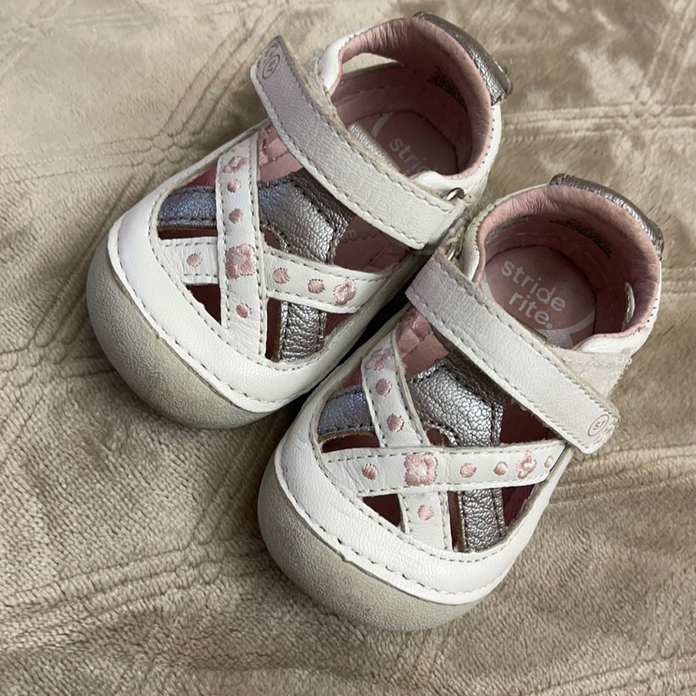 Stride rite soft motion size 3W